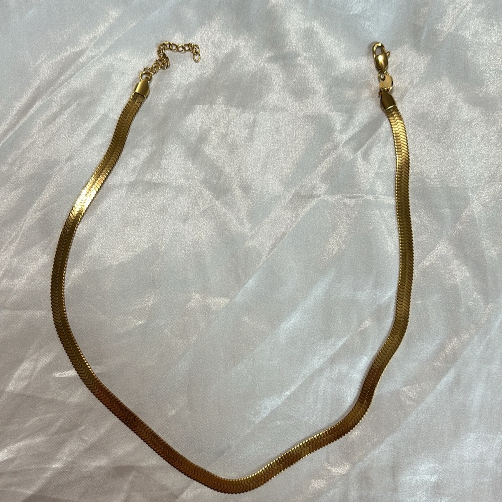 New- Jennifer Zeuner Necklace